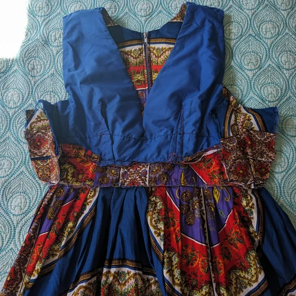 Vintage 70s vibrant print maxi dress - Picture 11 of 14